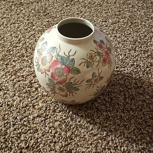 Chinese Pottery‎ Vase